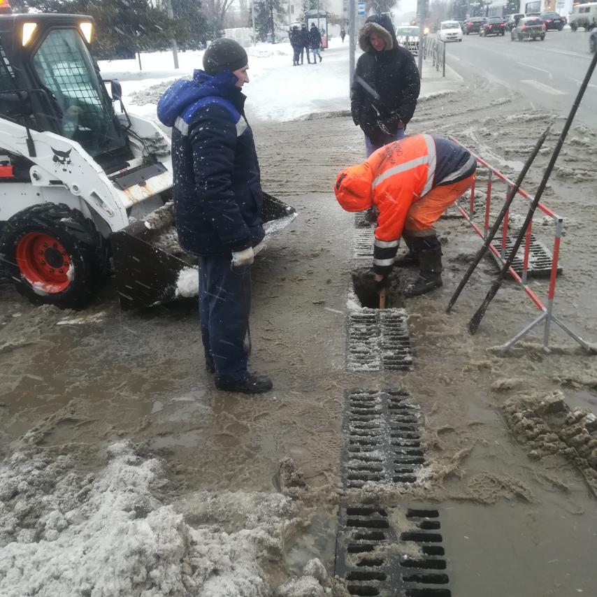 11 специальных бойлеров бросили  на откачку воды в Самаре