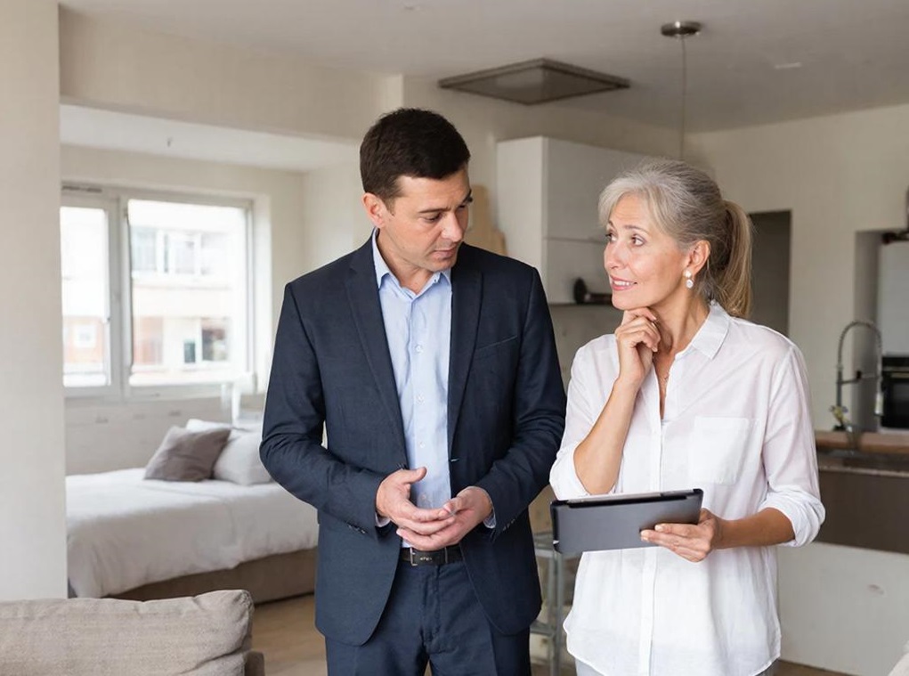 Риелторы в вошли в топ-5 самых дефицитных специалистов в Ростовской области - фото 1