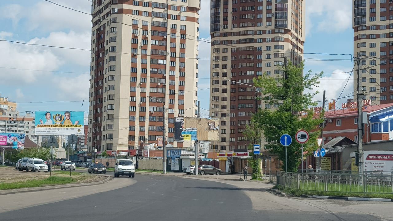 Разрушенную после ремонта труб дорогу восстановили в Воронеже