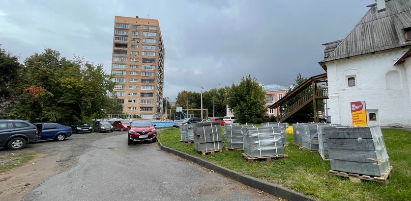 Сквер у Палат Пушникова начали благоустраивать в Нижнем Новгороде - фото 1